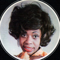 Donna round